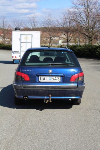 373639-3 Peugeot 406 Break 2.0 Manuell, 136hk, -03