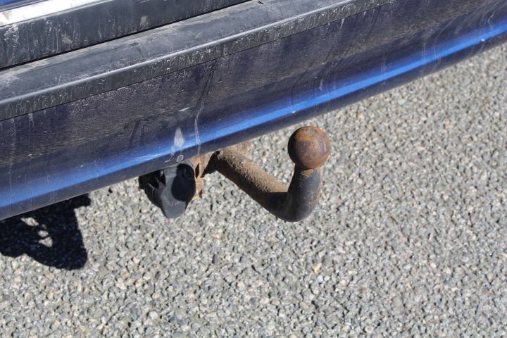 373639-8 Peugeot 406 Break 2.0 Manuell, 136hk, -03