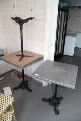 371809-3 Uteserveringsmöbler: 12 stolar, 3 bord