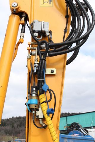 372969-18 Bandgrävare Hyundai R60CR-9A -16 (rototilt, 737h)