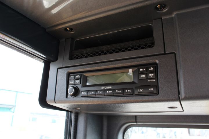 372969-43 Bandgrävare Hyundai R60CR-9A -16 (rototilt, 737h)