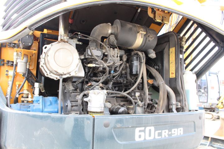 372969-48 Bandgrävare Hyundai R60CR-9A -16 (rototilt, 737h)