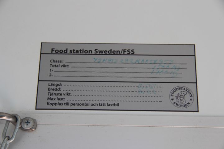 374083-17 Matvagn Food-Station -11