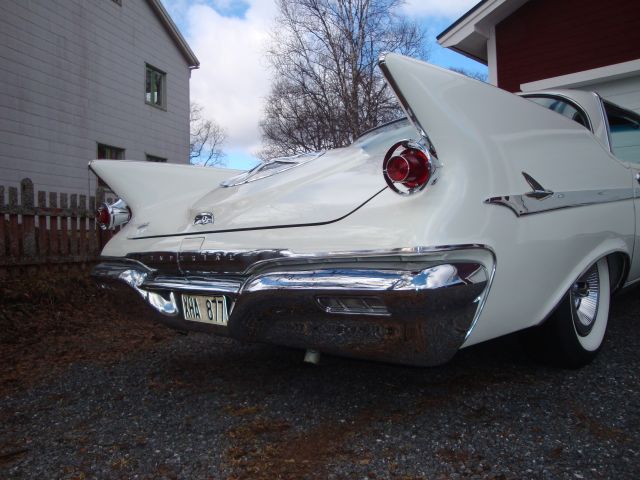 353105--135 Chrysler Imperial -61 i utställningsskick