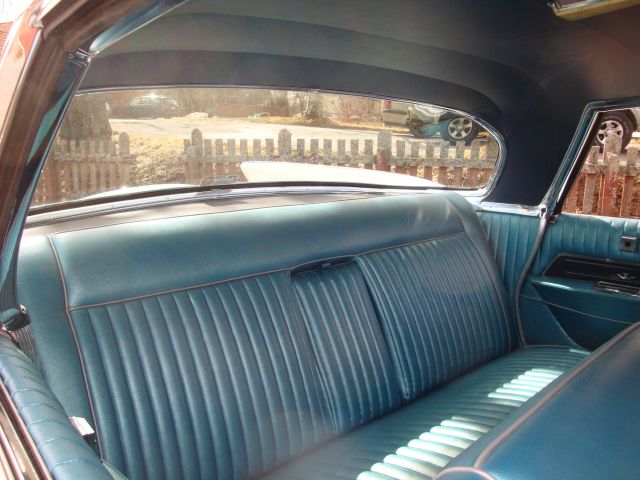 353105--126 Chrysler Imperial -61 i utställningsskick