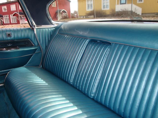 353105--120 Chrysler Imperial -61 i utställningsskick