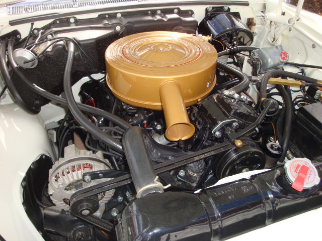 353105--118 Chrysler Imperial -61 i utställningsskick