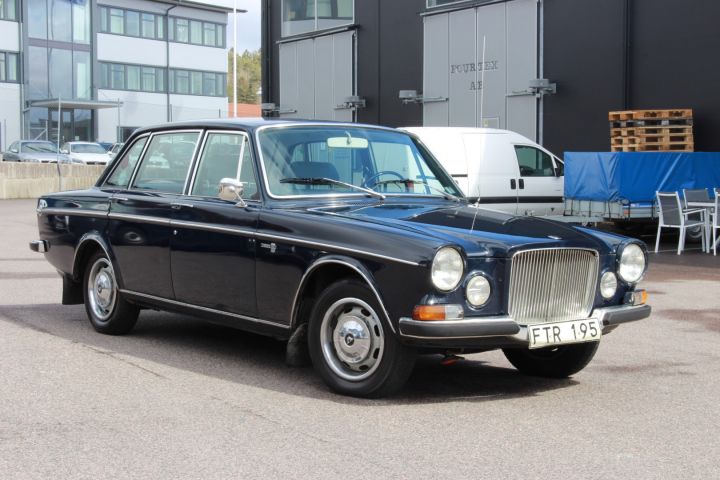 374378--105 Volvo 164 -70