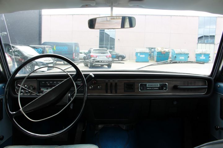 374378--89 Volvo 164 -70