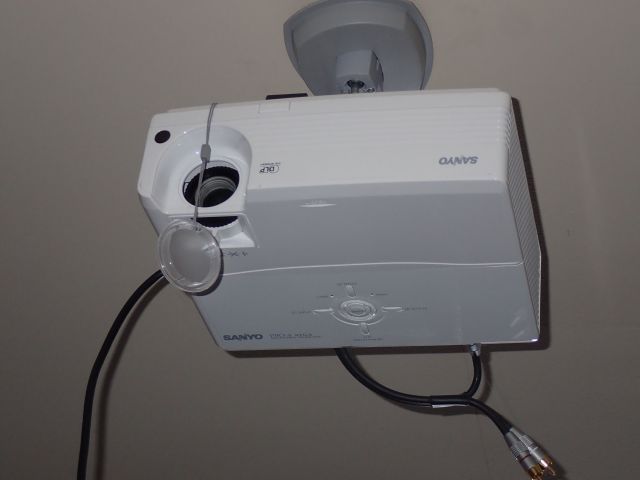 353498-1 Projektor Sanyo Pro-x svga