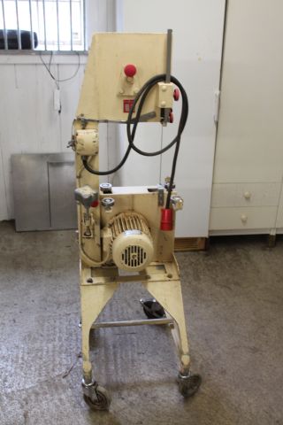 367793-1 Bankeryds meatsaw