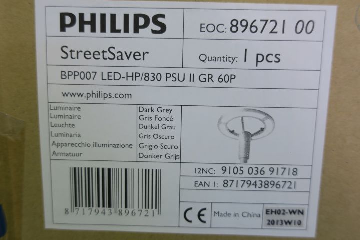 374566--1 Philips StreetSaver LED 2pcs,New