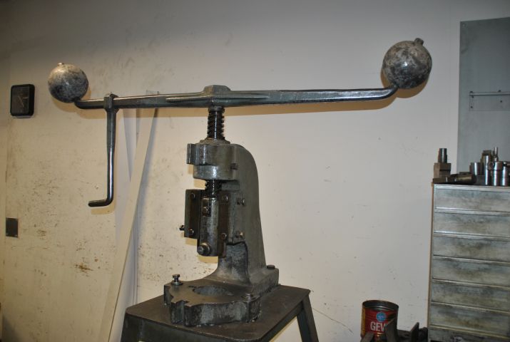 374588-4 Skruvpress manuell mm