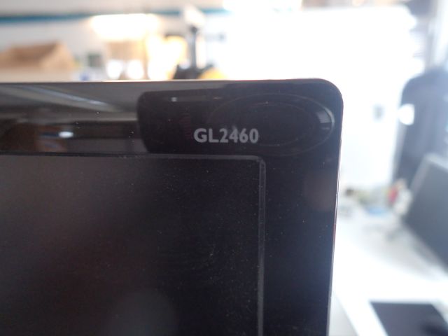 353537-2 24 "Computer Display LED Benq GL 2460.