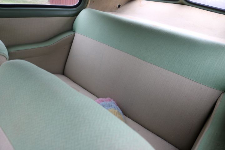 320986-6 Volvo PV 444 -47