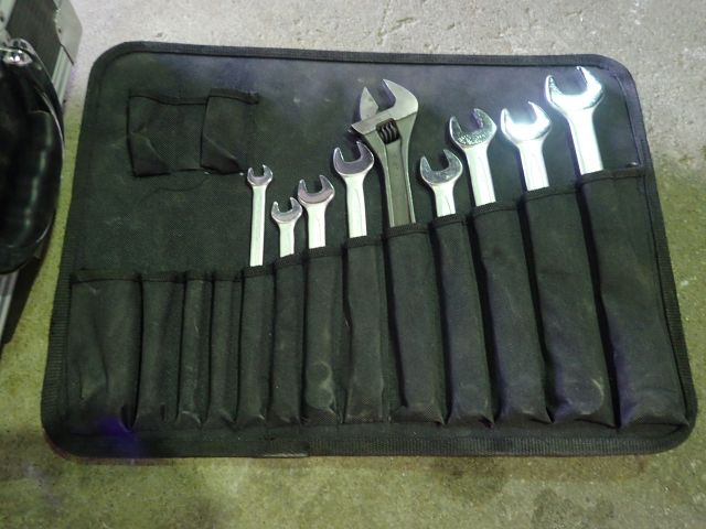 354250-5 AMPRO Verktygsväska