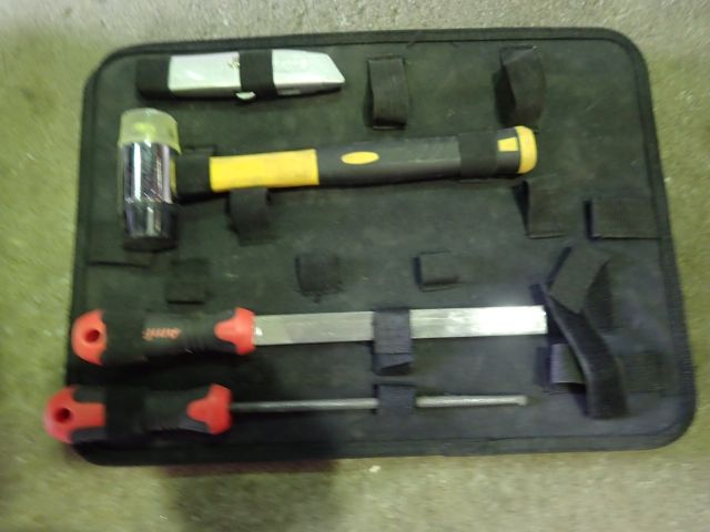 354250-6 AMPRO Verktygsväska