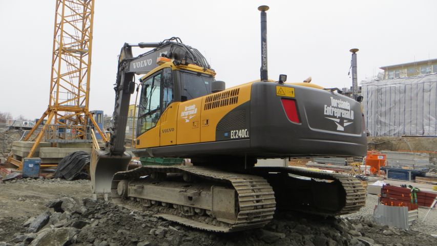 374994-6 Volvo EC240C