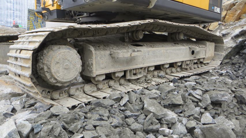 374994-7 Volvo EC240C