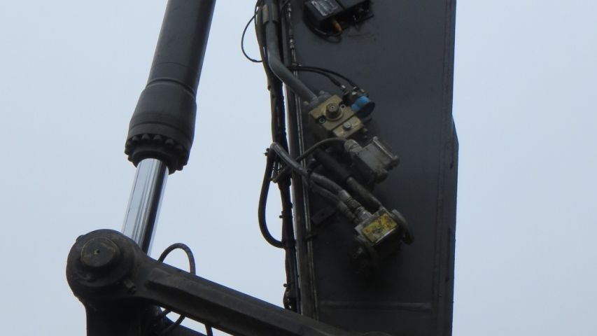 374994-12 Volvo EC240C