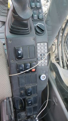 374994-22 Volvo EC240C