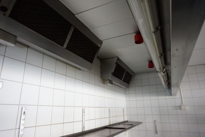 375728--8 Ventilationskåpa