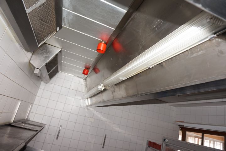 375728--6 Ventilationskåpa