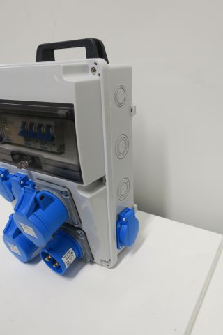 376131-4 4 st byggcentraler GDS Electric 16A ( Made for Norway )