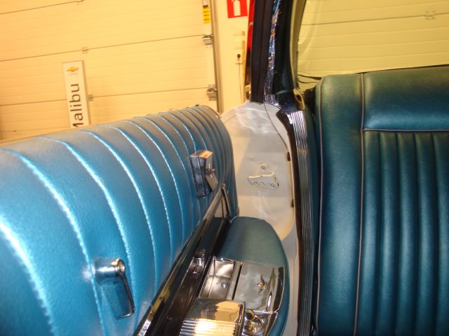 353105--109 Chrysler Imperial -61 i utställningsskick