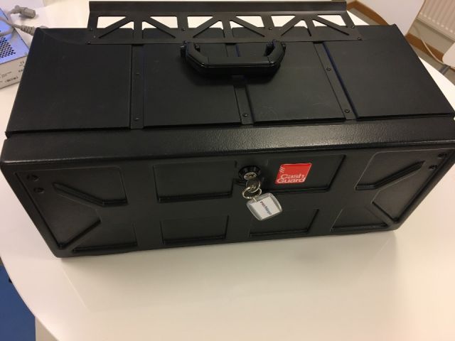 376656--21 WAVE Kassasystem och Cashguard 2014