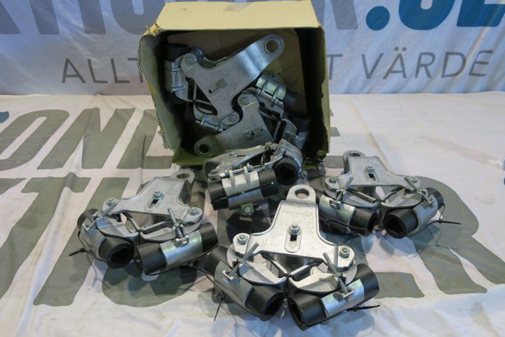 351335-1 Suspension clamp  ECH14 8 pcs. New