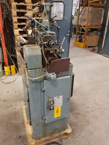 255290-26 4 Traub A15 + 2 spare part machines