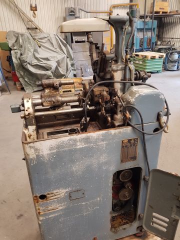 255290-33 4 Traub A15 + 2 spare part machines