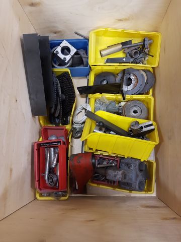 255290-35 4 Traub A15 + 2 spare part machines