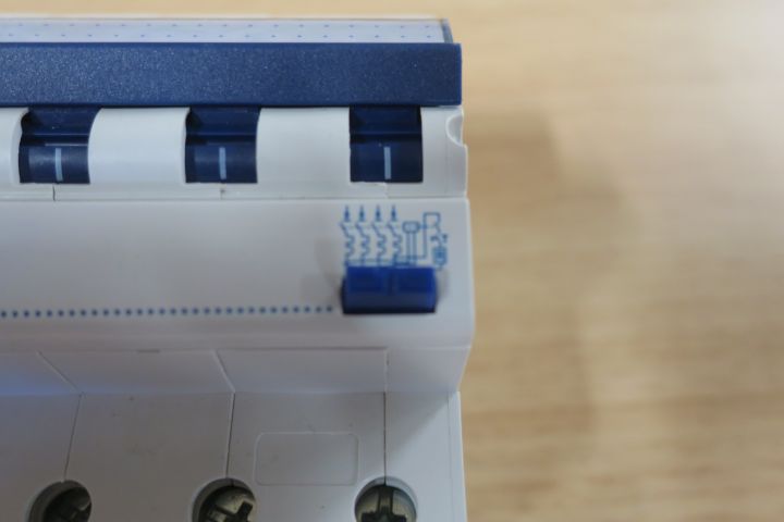 368444-4 2st Gewiss Jordfelsbrytare GW 94369