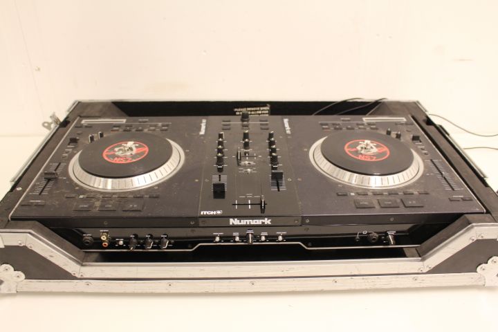 367830-1 Numark NS7