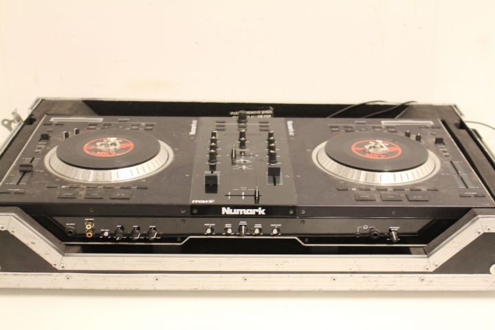 367830-2 Numark NS7