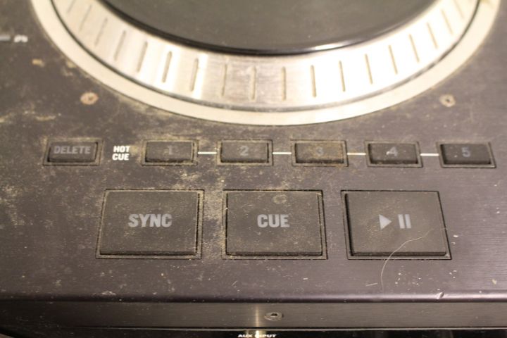 367830-16 Numark NS7