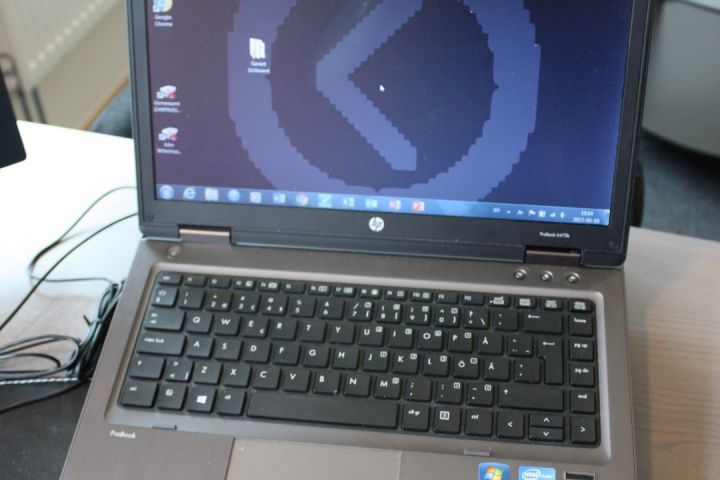 376999-1 Laptop HP Probook 6470b med dockstation -12