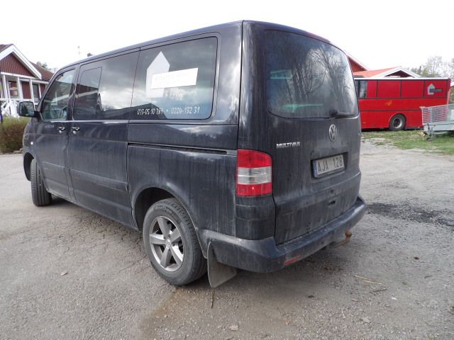 255305-2 VW Multivan Highline T5 2.5 TDI (130hk) -08