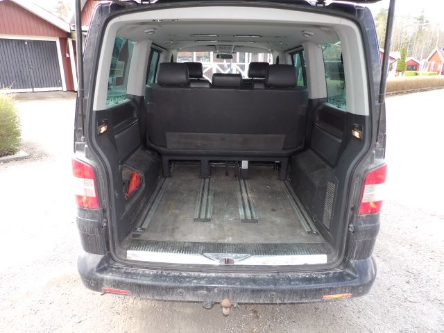 255305-6 VW Multivan Highline T5 2.5 TDI (130hk) -08