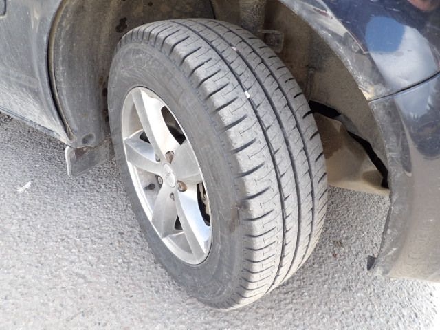 255305-18 VW Multivan Highline T5 2.5 TDI (130hk) -08