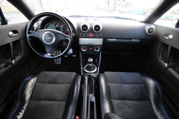380134-16 Audi TT 1.8T -99 (180 hp, manual, 24500 mil)