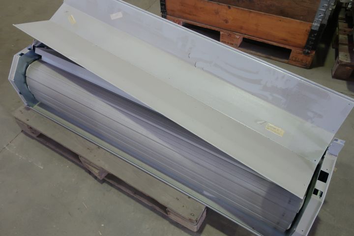 380937-2 Roller door