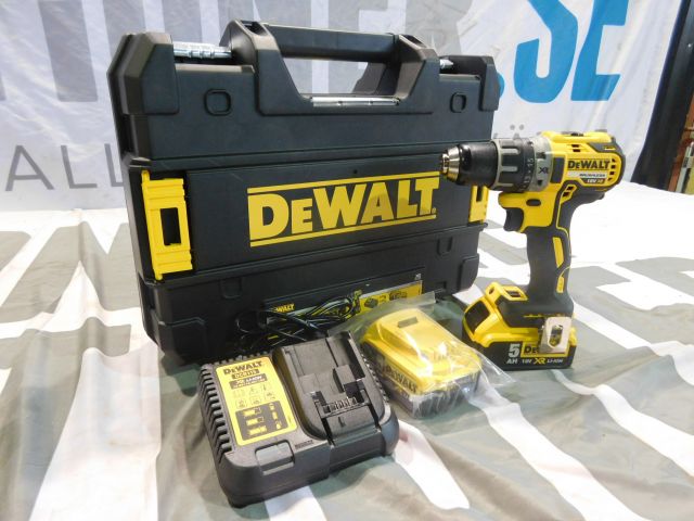 380955-1 Dewalt screwdriver new!