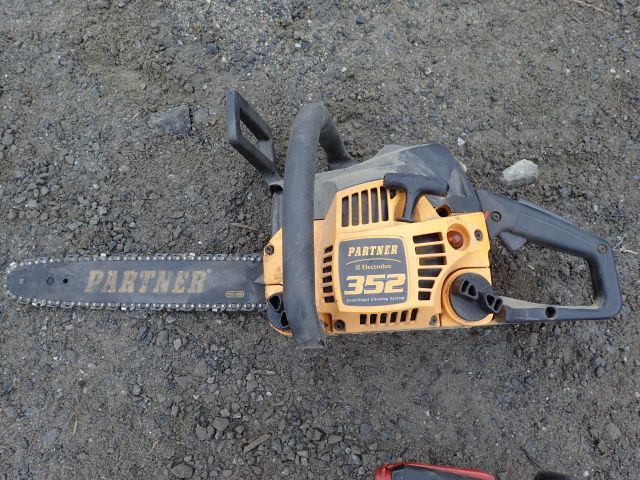 354871--10 Motorsaw and Röjsåg