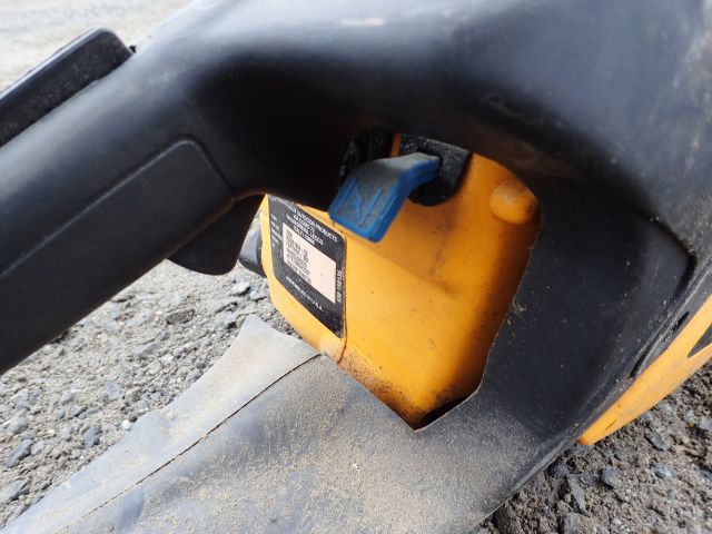 354871--7 Motorsaw and Röjsåg