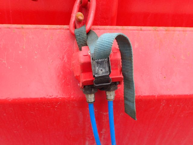 354880-1 Lastväxlarflak för grus