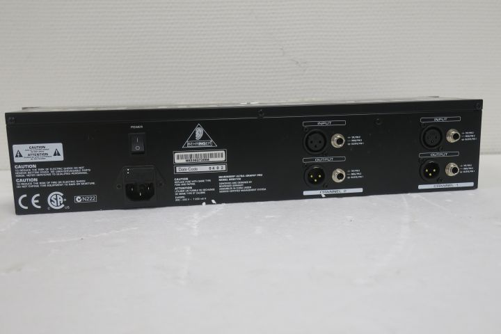 376389-0 Equalizer Ultra-Graph PRO GEQ3102