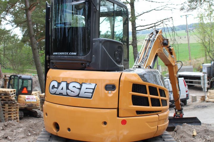 381650-4 CASE CX50B